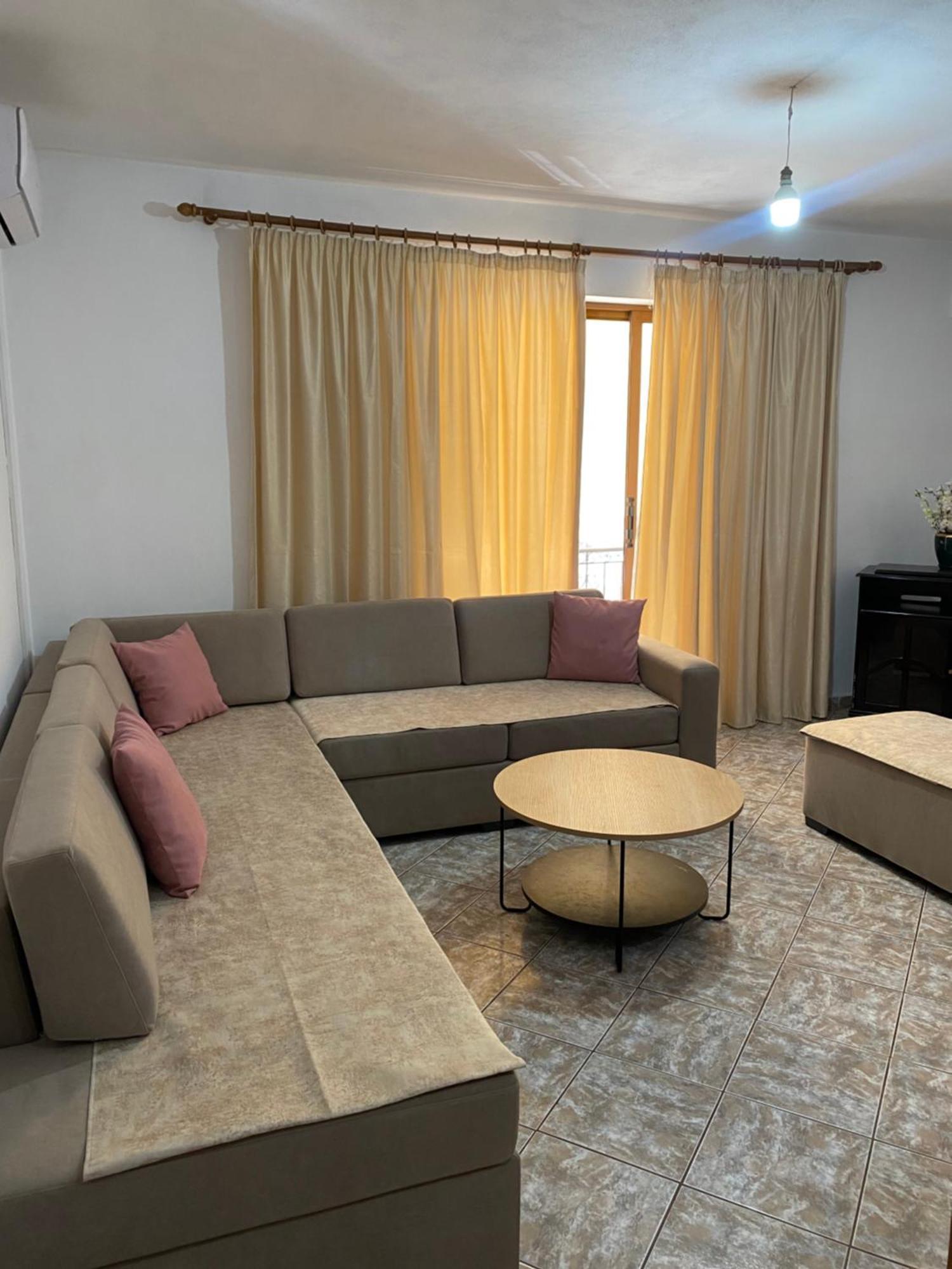 Alex Apartments Sarandë Exterior foto